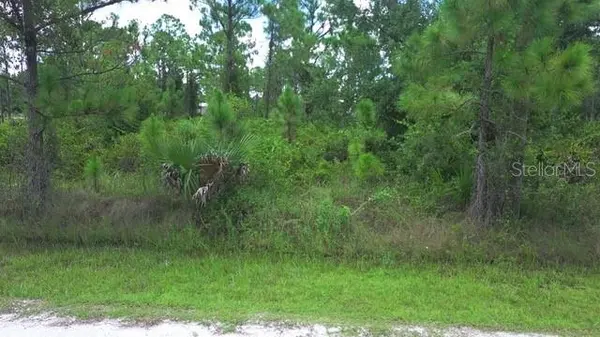 28072 CRESTWOOD DR, Punta Gorda, FL 33955