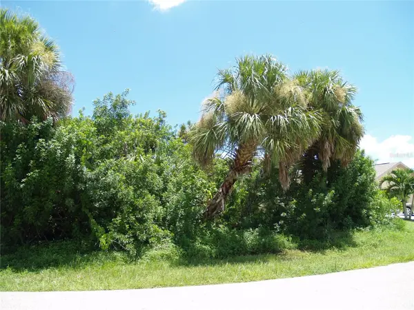 18443 BRIGGS CIR, Port Charlotte, FL 33948