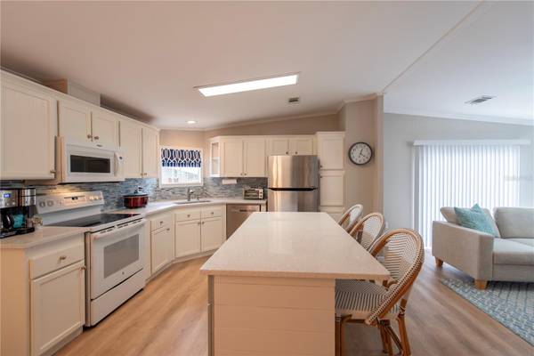 21 AMSTERDAM AVE, Punta Gorda, FL 33950