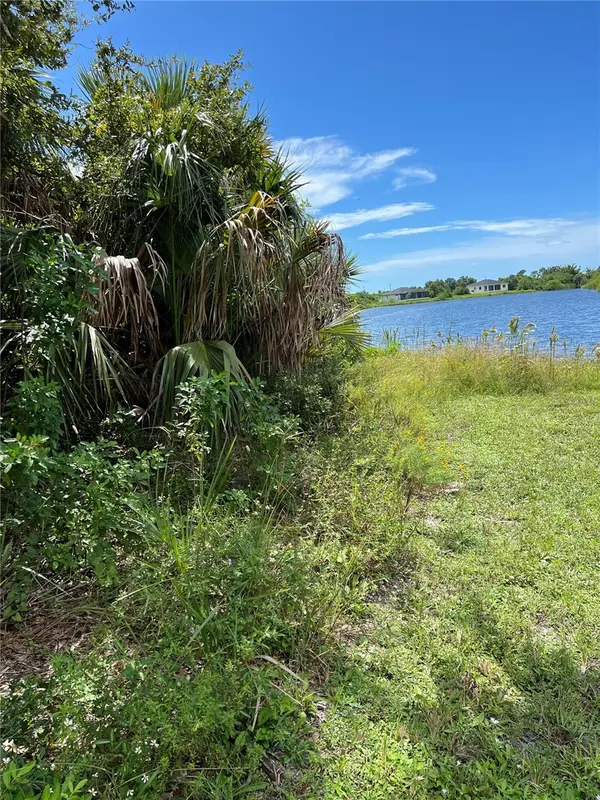 156 COUGAR WAY, Rotonda West, FL 33947