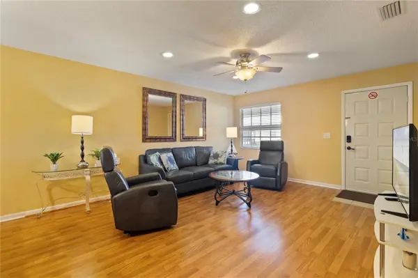 1531 PLACIDA RD #203, Englewood, FL 34223
