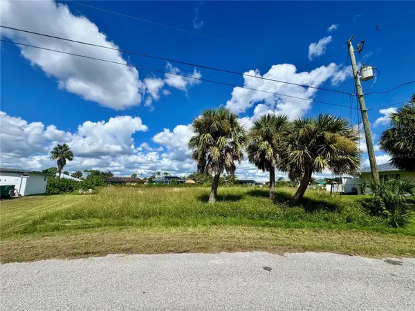 18106 AVONSDALE CIR, Port Charlotte, FL 33948