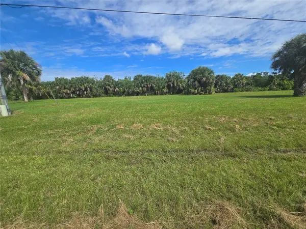 16947 ACAPULCO RD, Punta Gorda, FL 33955