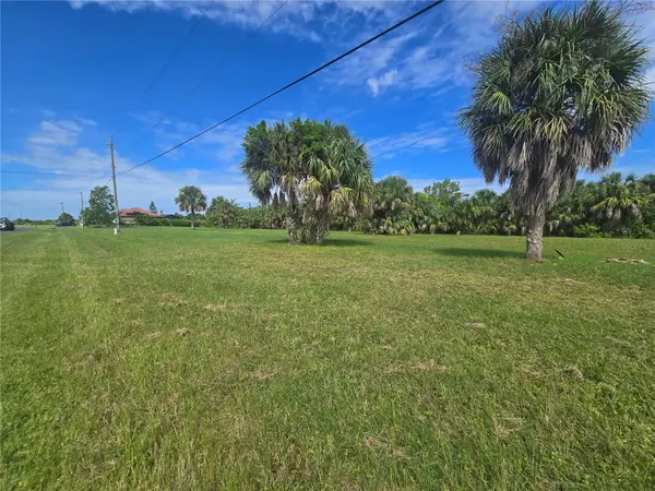 16955 ACAPULCO RD, Punta Gorda, FL 33955