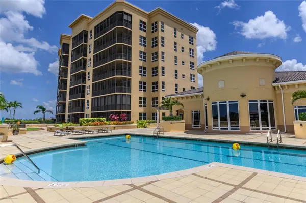 3313 SUNSET KEY CIR #701, Punta Gorda, FL 33955