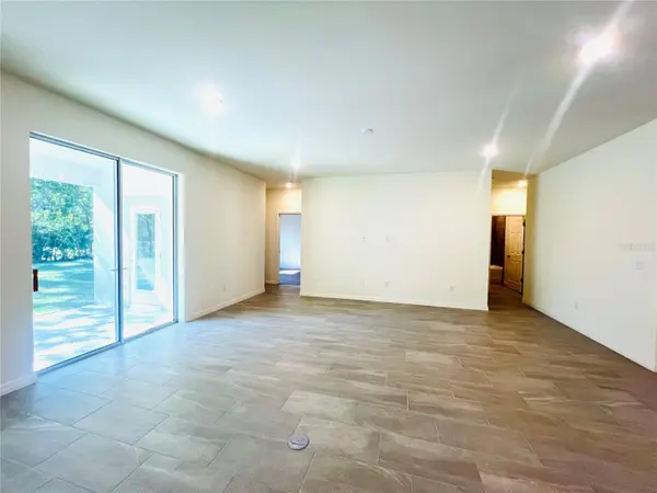 4 LYNBROOK DR, Palm Coast, FL 32137