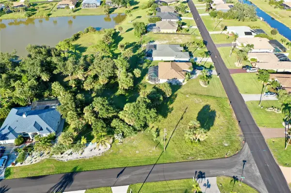 2 SPORTSMAN WAY, Rotonda West, FL 33947