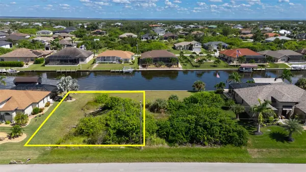 8300 TECUMSEH CIR, Port Charlotte, FL 33981