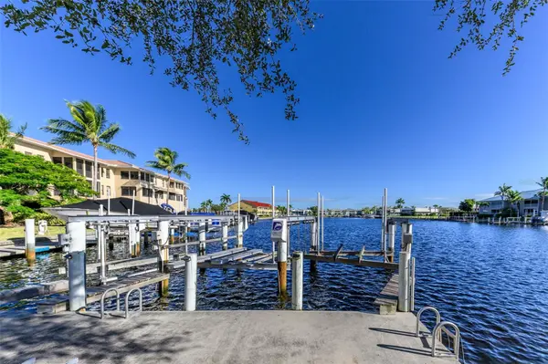 3322 PURPLE MARTIN DR #135, Punta Gorda, FL 33950