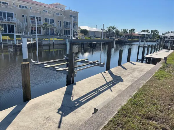 1336 MEDITERRANEAN DR, Punta Gorda, FL 33950