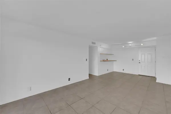 2875 PALM BEACH BLVD #205, Fort Myers, FL 33916