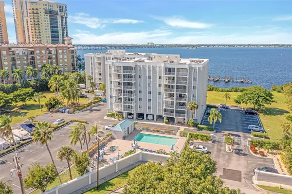 2875 PALM BEACH BLVD #205, Fort Myers, FL 33916