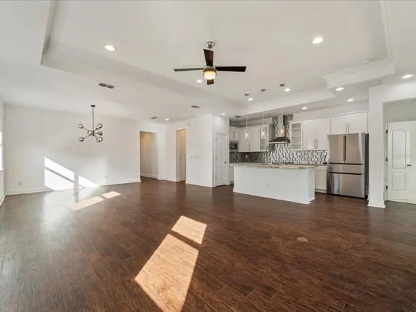 805 MOLLY, Sarasota, FL 34232