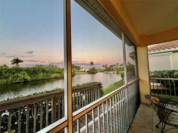3321 SUNSET KEY CIR #102, Punta Gorda, FL 33955