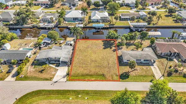 3334 DOVER DR, Punta Gorda, FL 33983