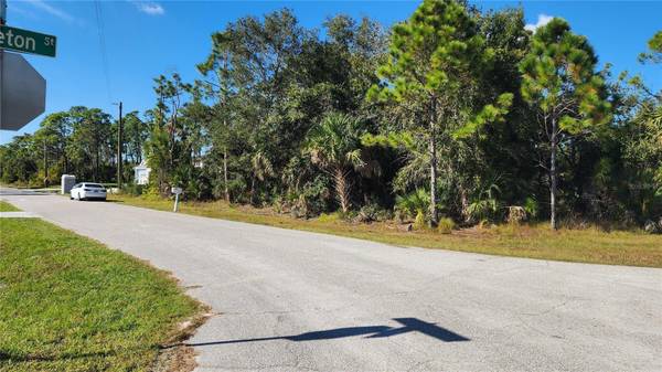 12062 COLEMAN AVE, Port Charlotte, FL 33981