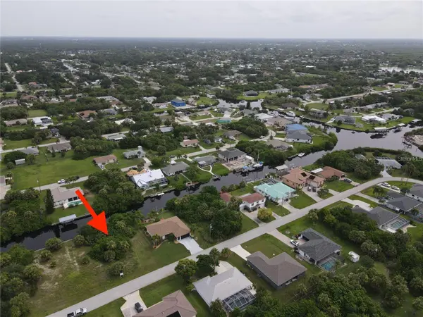 18694 ARAPAHOE CIR, Port Charlotte, FL 33948