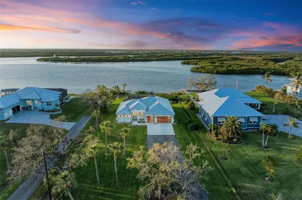 6100 RIVERSIDE DR, Punta Gorda, FL 33982