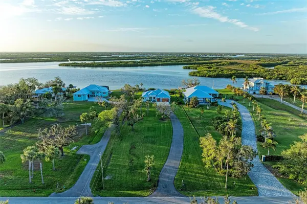 6100 RIVERSIDE DR, Punta Gorda, FL 33982