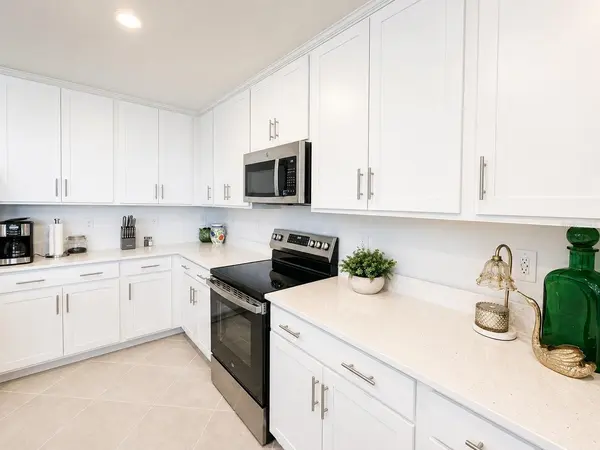 17560 OPAL SAND DR #207, Venice, FL 34293