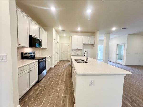 1 SEA FLOWER PATH, Palm Coast, FL 32164