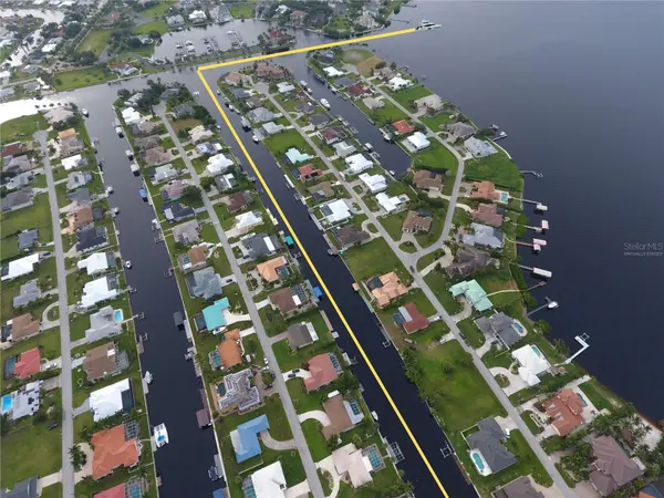 107 SINCLAIR ST SE, Port Charlotte, FL 33952