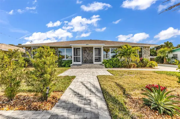 312 BAYSHORE RD, Nokomis, FL 34275
