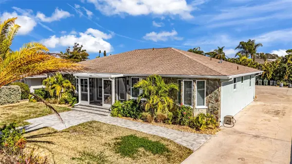 312 BAYSHORE RD, Nokomis, FL 34275