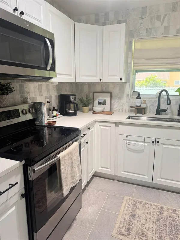 1003 TROPICAL AVE, Port Charlotte, FL 33948
