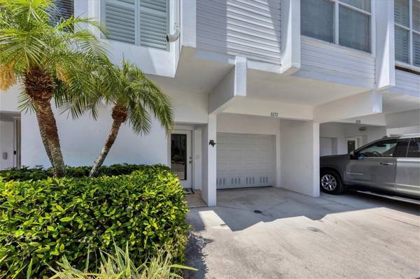 8272 HARBORSIDE CIR, Englewood, FL 34224