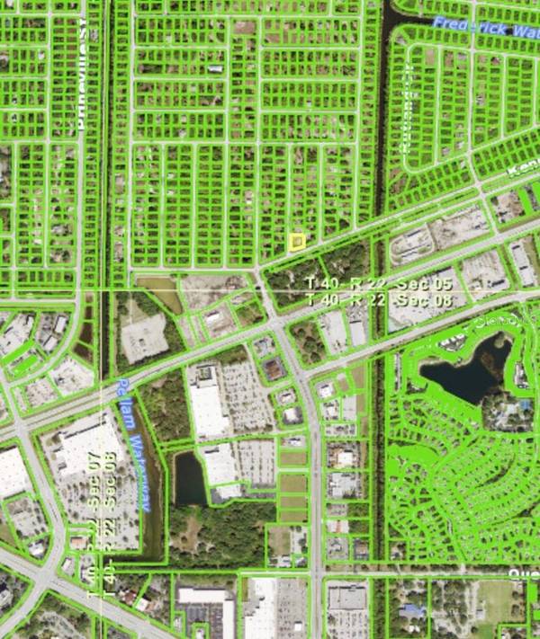 19664 KENILWORTH BLVD, Port Charlotte, FL 33954