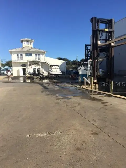 100 CIRCUIT RD #S-80, Nokomis, FL 34275