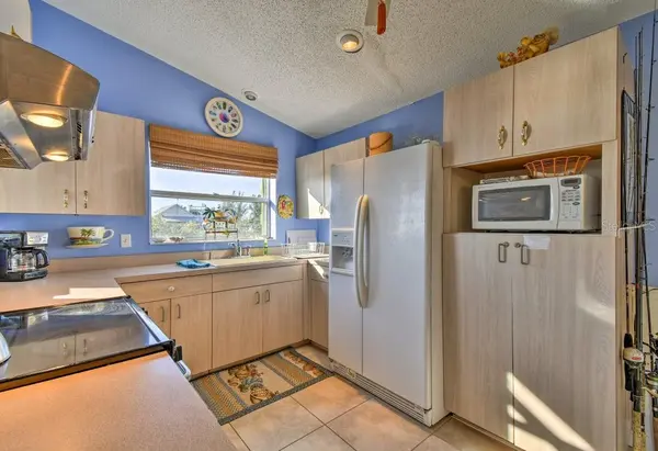 8876 BAY ST #A, Placida, FL 33946