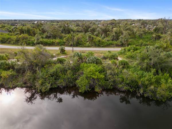 13228 AMARYLLIS CIR, Port Charlotte, FL 33981