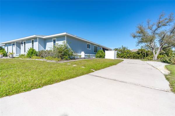320 ANCHOR ROW, Placida, FL 33946