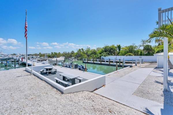 5820 GASPARILLA RD #SLIP #49, Boca Grande, FL 33921