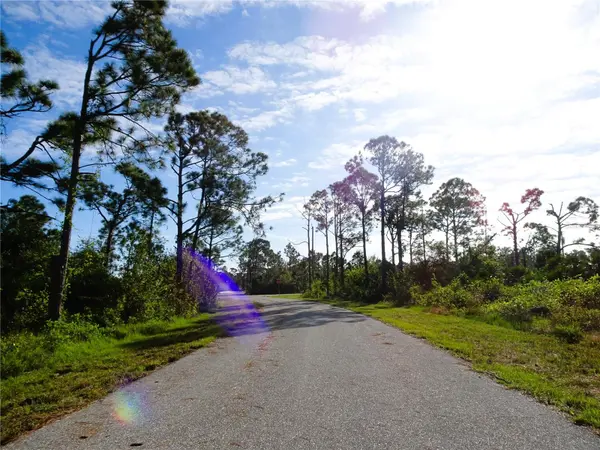 12242 WAGNER LN, Port Charlotte, FL 33981