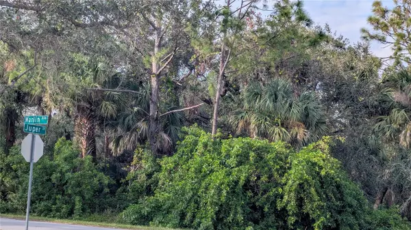 107 JUPER ST, Port Charlotte, FL 33953