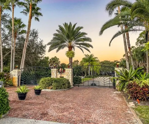10081 CREEKSIDE DR, Placida, FL 33946