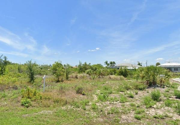 15642 APPLEWHITE CIR, Port Charlotte, FL 33981