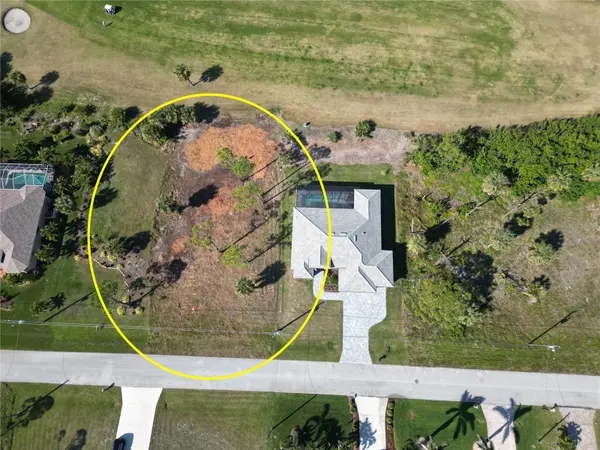 10 PINE VALLEY PL, Rotonda West, FL 33947