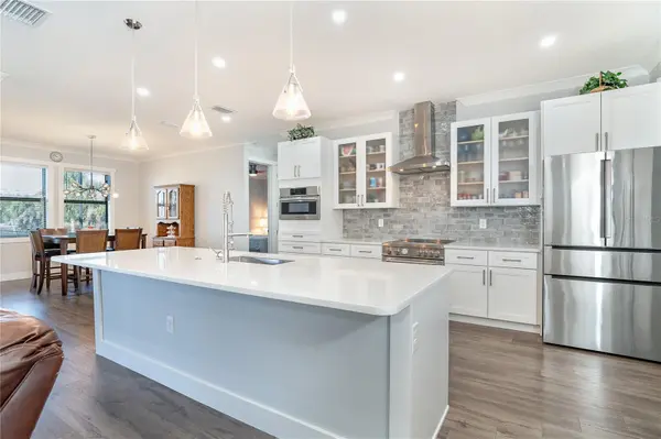 237 W PINE VALLEY LN, Rotonda West, FL 33947
