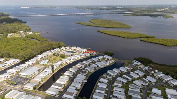 4300 RIVERSIDE DR #114, Punta Gorda, FL 33982