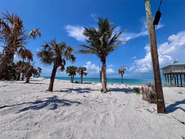 8438 LITTLE GASPARILLA IS, Placida, FL 33946