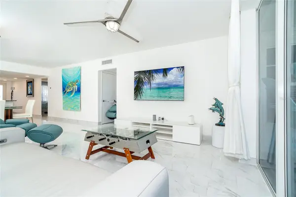 7500 PALM ISLAND DR S #2111, Placida, FL 33946