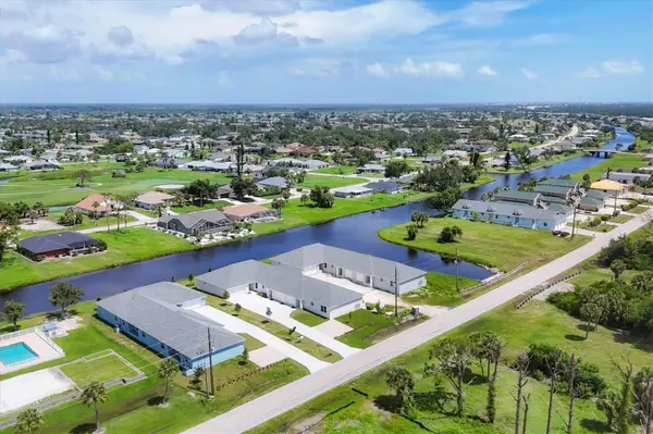 236 BOUNDARY BLVD, Rotonda West, FL 33947