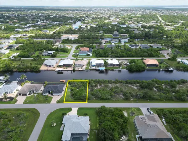 15120 HENNIPEN CIR, Port Charlotte, FL 33981