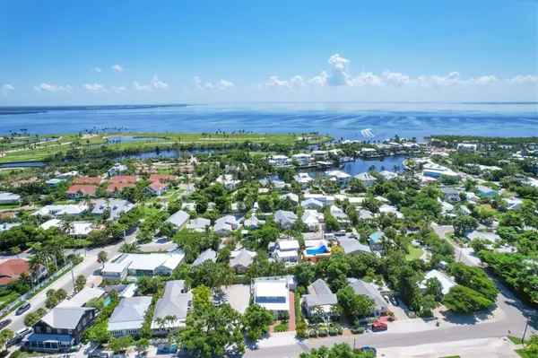 342 PALM AVE, Boca Grande, FL 33921