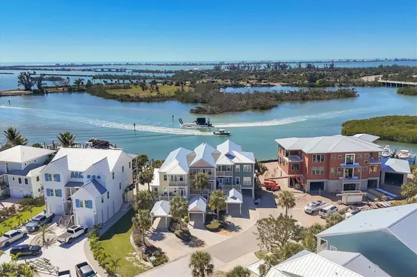 11727 ANGLERS CLUB DR #132, Placida, FL 33946