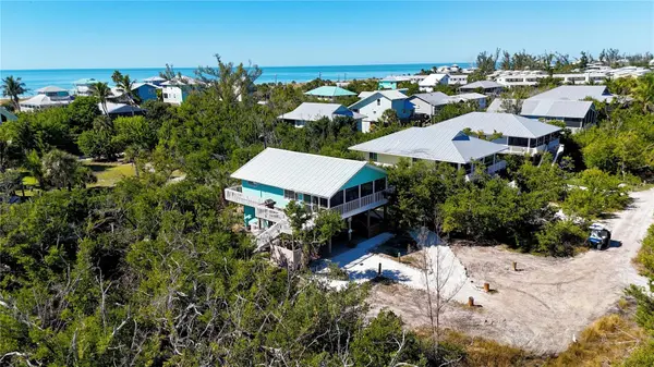 9568 BUCCANEER TRL, Placida, FL 33946